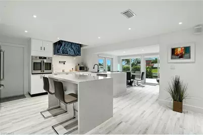 5 Glenview Manor Dr, Fort Myers Beach, FL 33931 - Photo 8