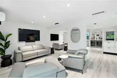 5 Glenview Manor Dr, Fort Myers Beach, FL 33931 - Photo 14