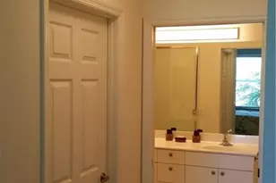 445 Robin Hood Cir, Naples, FL 34104 - Photo 18