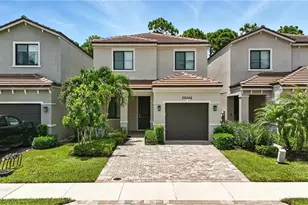 26548 Bonita Fairways Blvd, Bonita Springs, FL 34135 - Photo 2