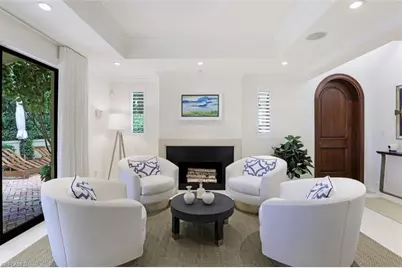 270 5th Ave S #H-2, Naples, FL 34102 - Photo 4