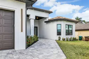 2506 SW 24th Ct, Cape Coral, FL 33914 - Photo 2