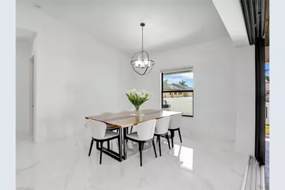 2506 SW 24th Ct, Cape Coral, FL 33914 - Photo 12