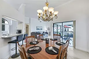 631 Beachwalk Cir, Naples, FL 34108 - Photo 10