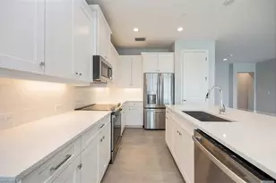 2633 Seychelles Cir, Naples, FL 34112 - Photo 8