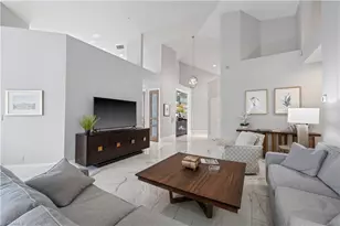 167 Colonade Cir, Naples, FL 34103 - Photo 10