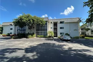 788 Park Shore Dr, Naples, FL 34103 - Photo 1