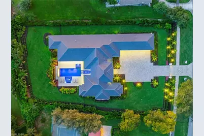 208 Hickory Rd, Naples, FL 34108 - Photo 8