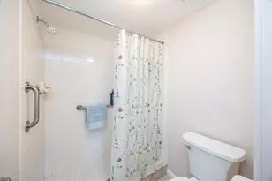 1051 Eastham Way, Naples, FL 34104 - Photo 18