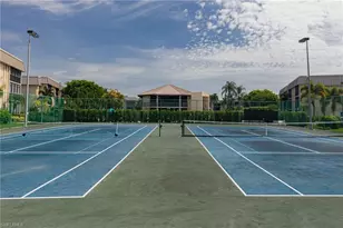 788 Park Shore Dr, Naples, FL 34103 - Photo 30