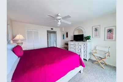 25 Bluebill Ave #1002, Naples, FL 34108 - Photo 16