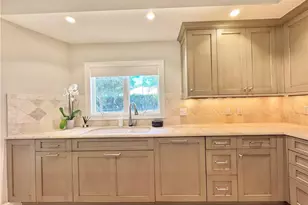 4083 Belair Ln, Naples, FL 34103 - Photo 10