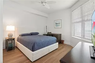 420 Cove Tower Dr, Naples, FL 34110 - Photo 14