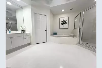 2150 Aberdeen Ln #202, Naples, FL 34109 - Photo 10