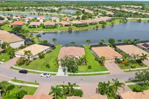 8095 Piedmont Dr, Naples, FL 34104 - Photo 36