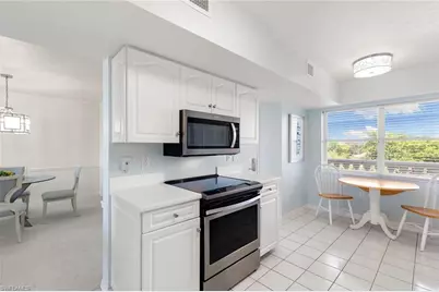 5501 Heron Point Dr #303, Naples, FL 34108 - Photo 16