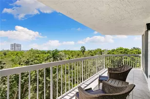 5501 Heron Point Dr, Naples, FL 34108 - Photo 32