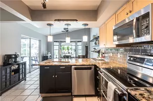 2667 River Reach Dr, Naples, FL 34104 - Photo 8