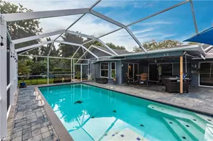 2667 River Reach Dr, Naples, FL 34104 - Photo 30