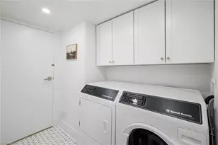 4041 Gulf Shore Blvd N, Naples, FL 34103 - Photo 28