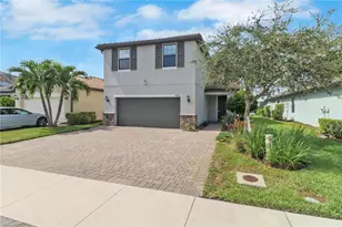 9300 Bramley Terrace, Fort Myers, FL 33967 - Photo 32