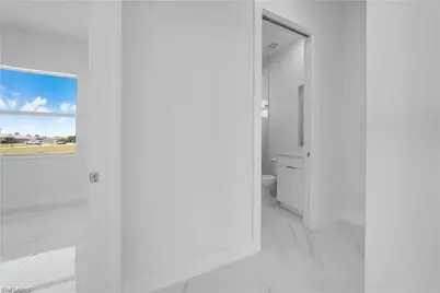 121 NE 8th Ter, Cape Coral, FL 33909 - Photo 22