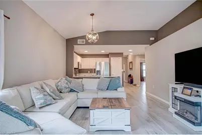 4450 Botanical Place Cir #406, Naples, FL 34112 - Photo 4