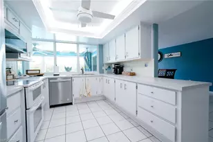 1351 Oaklawn Ct, Fort Myers, FL 33919 - Photo 20