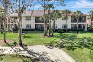 12607 Fox Ridge Dr, Bonita Springs, FL 34135 - Photo 2