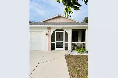 671 94th Ave N, Naples, FL 34108 - Photo 2