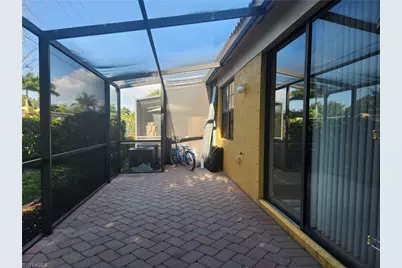 7512 Bristol Cir, Naples, FL 34120 - Photo 16