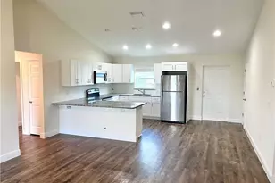 9018 Penny Cir, Labelle, FL 33935 - Photo 2