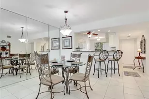 360 Horse Creek Dr, Naples, FL 34110 - Photo 12