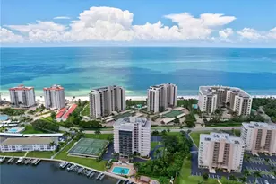 10951 Gulf Shore Dr, Naples, FL 34108 - Photo 32