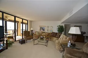 10951 Gulf Shore Dr, Naples, FL 34108 - Photo 6