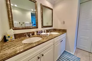 555 Park Shore Dr, Naples, FL 34103 - Photo 24