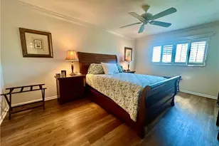 555 Park Shore Dr, Naples, FL 34103 - Photo 22