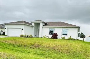 412 SW 28th Ave, Cape Coral, FL 33991 - Photo 2