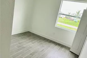 424 SW 28th Ave, Cape Coral, FL 33991 - Photo 18