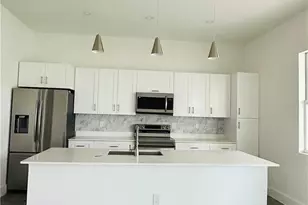 112 NW 35th Pl, Cape Coral, FL 33993 - Photo 8