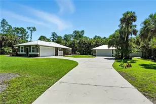 720 1st St NW, Naples, FL 34120 - Photo 2