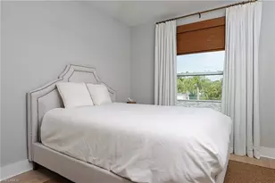 1310 Charleston Square Dr, Naples, FL 34110 - Photo 14