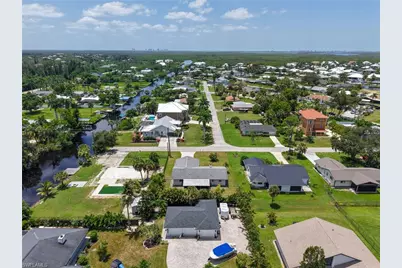 6075 Island Park Ct, Fort Myers, FL 33908 - Photo 44