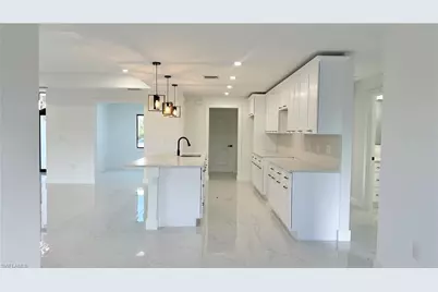 4105 E 15th St, Lehigh Acres, FL 33972 - Photo 4