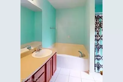 320 Laurel Ave, Lehigh Acres, FL 33974 - Photo 18