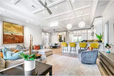 565 Fairway Ter, Naples, FL 34103 - Photo 8