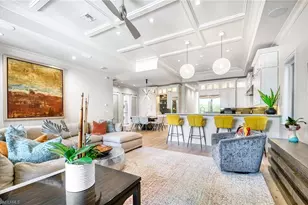 565 Fairway Terrace, Naples, FL 34103 - Photo 8