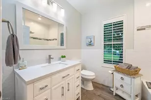 537 Wedgewood Way, Naples, FL 34119 - Photo 20