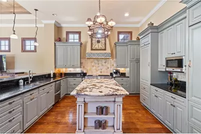 611 18th Ave S, Naples, FL 34102 - Photo 4