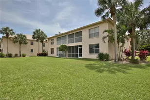 526 Lake Louise Cir, Naples, FL 34110 - Photo 18
